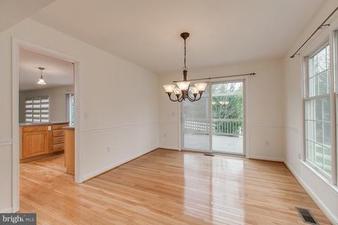 1009 Bexhill Dr, Frederick, MD 21702 photo 8