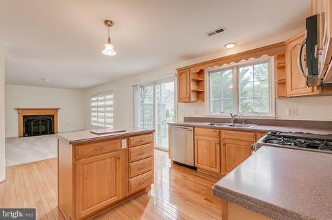 1009 Bexhill Dr, Frederick, MD 21702 photo 17