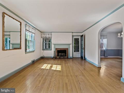 195 Upper College Ter, Frederick, MD 21701 photo 8