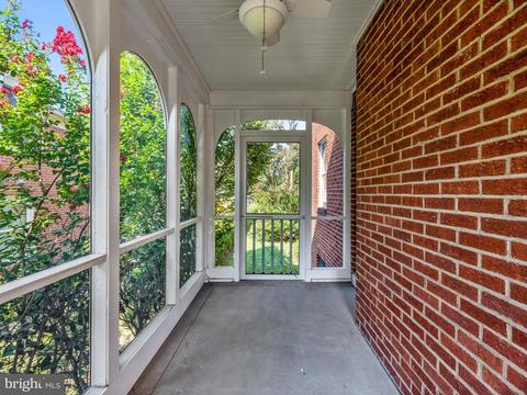 195 Upper College Ter, Frederick, MD 21701 photo 7