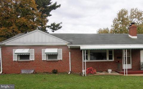 321 Willow Ave, Frederick, MD 21701 photo 1
