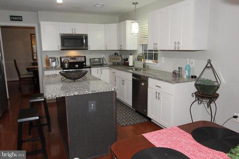 1009 Lindfield Dr, Frederick, MD 21702 photo 4