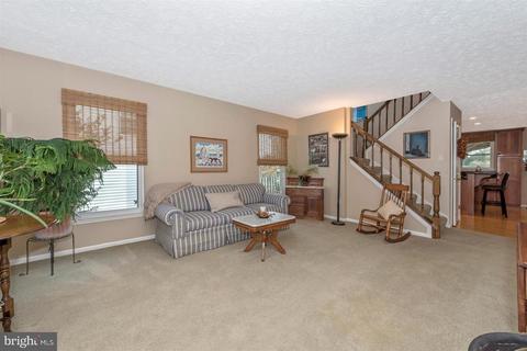 584 Chukkar Ct, Frederick, MD 21703 photo 4