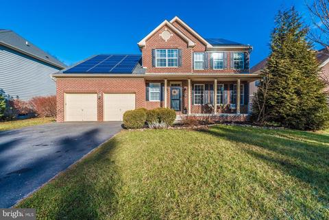 2272 W Greenleaf Dr, Frederick, MD 21702 photo 2
