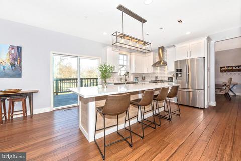 2272 W Greenleaf Dr, Frederick, MD 21702 photo 8