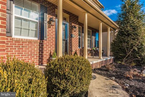 2272 W Greenleaf Dr, Frederick, MD 21702 photo 5