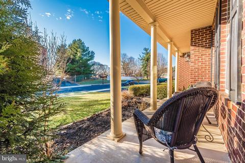2272 W Greenleaf Dr, Frederick, MD 21702 photo 6