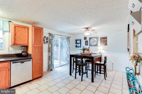 1179 Avondale Ct, Frederick, MD 21702 photo 9