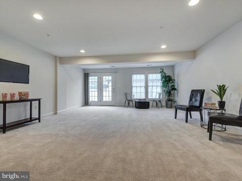 9422 Dunraven St, Frederick, MD 21704 photo 32