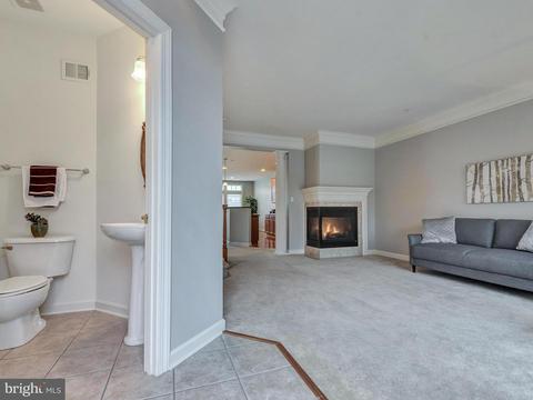 9422 Dunraven St, Frederick, MD 21704 photo 17