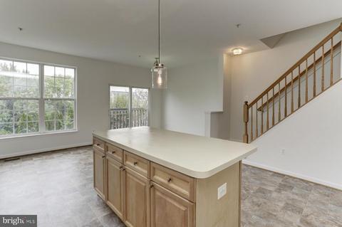 159 Fieldstone Ct, Frederick, MD 21702 photo 7