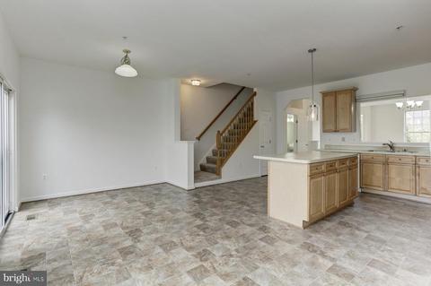 159 Fieldstone Ct, Frederick, MD 21702 photo 8