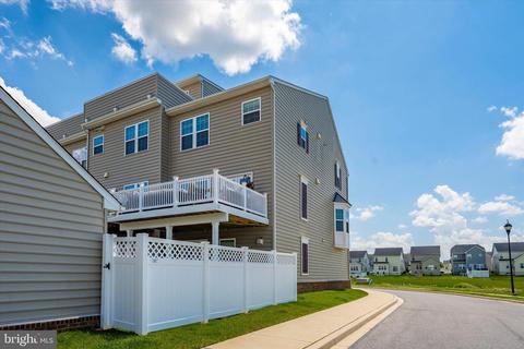 6379 Walcott Ln, Frederick, MD 21703 photo 3