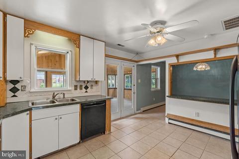 915 Seminole Rd, Frederick, MD 21701 photo 8
