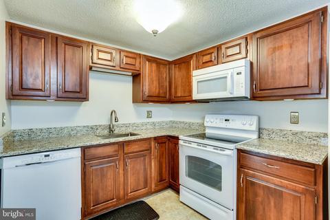 1319 Danberry Dr, Frederick, MD 21703 photo 9