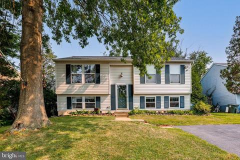 1319 Danberry Dr, Frederick, MD 21703 photo 1