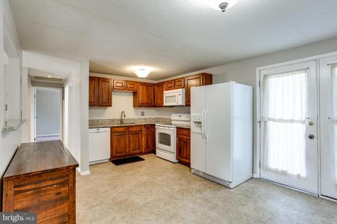 1319 Danberry Dr, Frederick, MD 21703 photo 7
