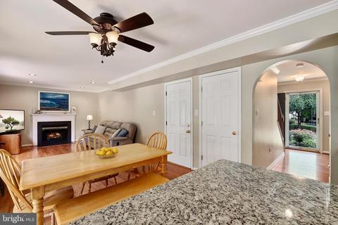 2205 W Greenleaf Dr, Frederick, MD 21702 photo 16