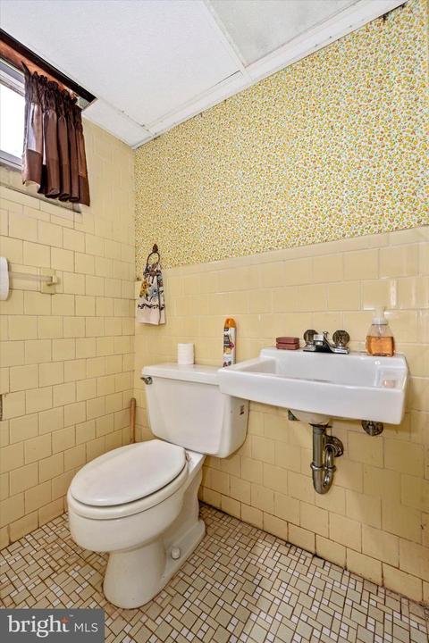706 Midway Dr, Frederick, MD 21701 photo 27