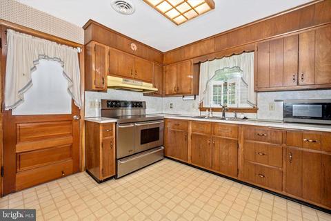706 Midway Dr, Frederick, MD 21701 photo 10