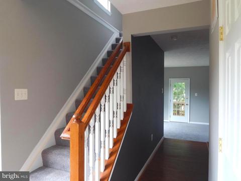 5248 Earles Ct, Frederick, MD 21703 photo 4