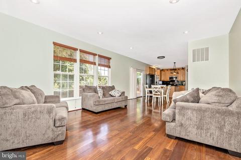 5002 Saint Simon Ct, Frederick, MD 21703 photo 17