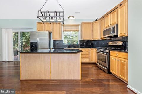 5002 Saint Simon Ct, Frederick, MD 21703 photo 11