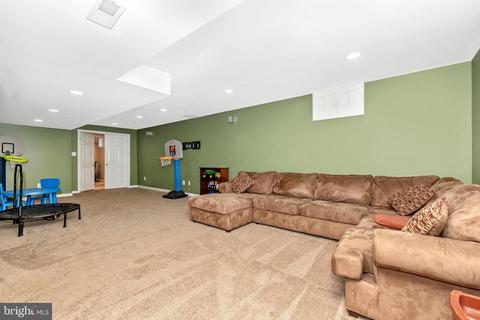 5002 Saint Simon Ct, Frederick, MD 21703 photo 33