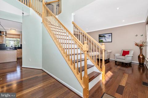 5002 Saint Simon Ct, Frederick, MD 21703 photo 3