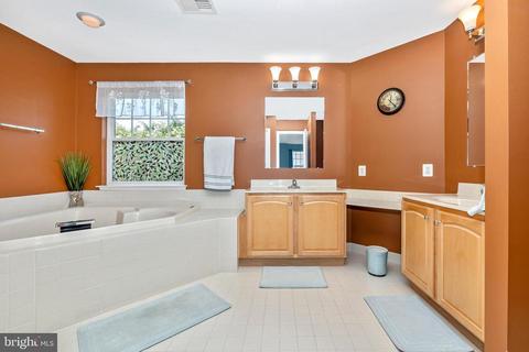5002 Saint Simon Ct, Frederick, MD 21703 photo 24