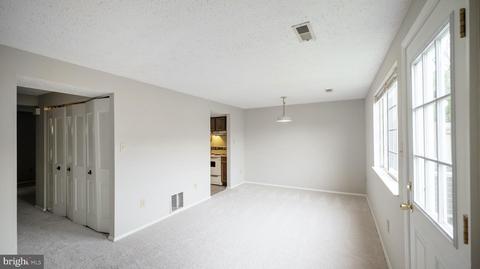 6708 Fallow Hill Ct, Frederick, MD 21703 photo 8