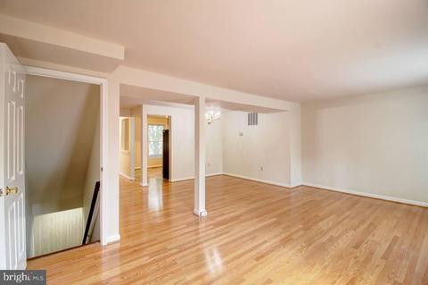 8019 Cattail Ct, Frederick, MD 21701 photo 5