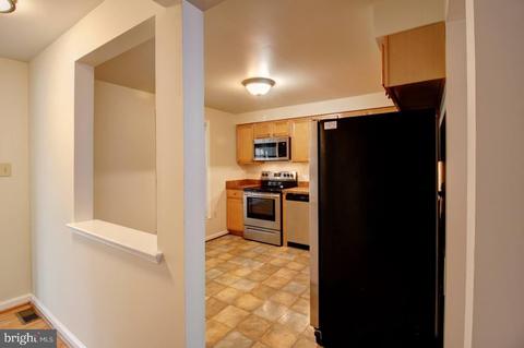 8019 Cattail Ct, Frederick, MD 21701 photo 9