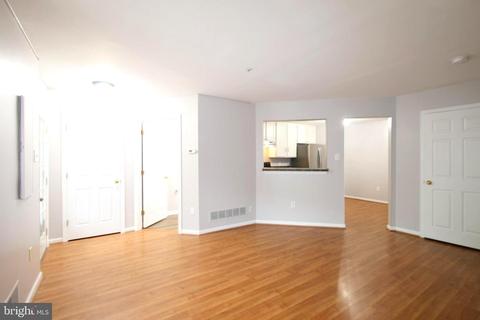 5807 Duke Ct, Frederick, MD 21703 photo 8