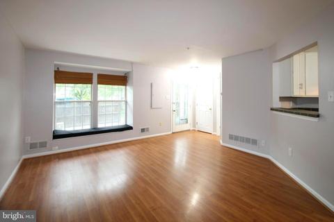 5807 Duke Ct, Frederick, MD 21703 photo 5