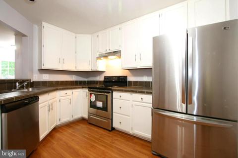 5807 Duke Ct, Frederick, MD 21703 photo 10