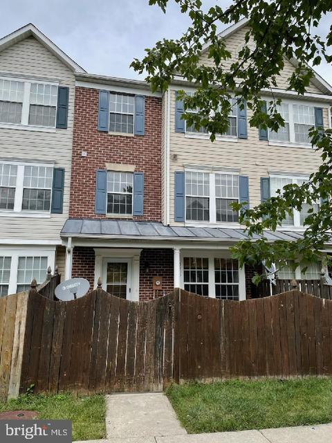 5807 Duke Ct, Frederick, MD 21703 photo 3