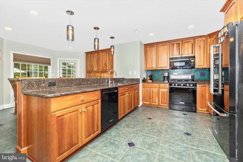 9034 Spring Valley Dr, Frederick, MD 21701 photo 7