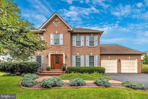 9034 Spring Valley Dr, Frederick, MD 21701 photo 1