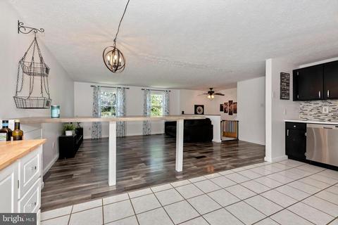 751 Dogwood Ct, Frederick, MD 21701 photo 14