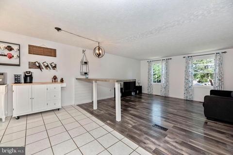 751 Dogwood Ct, Frederick, MD 21701 photo 13