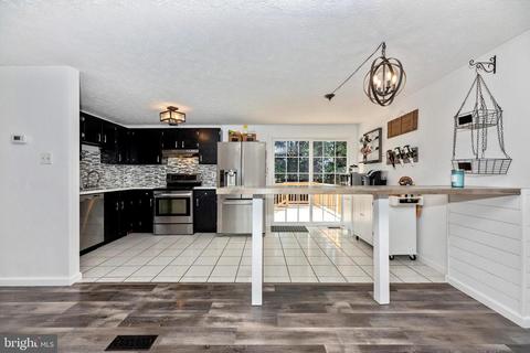 751 Dogwood Ct, Frederick, MD 21701 photo 15