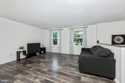 751 Dogwood Ct, Frederick, MD 21701 photo 7