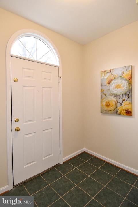 2502 Five Shillings Rd, Frederick, MD 21701 photo 2