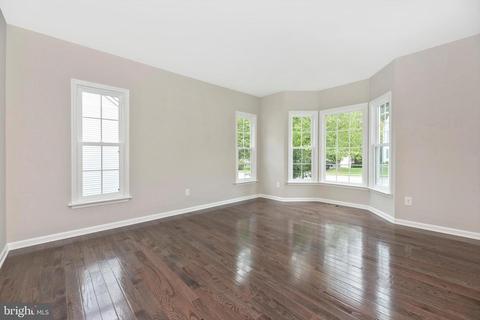 6423 Spring Forest Rd, Frederick, MD 21701 photo 4