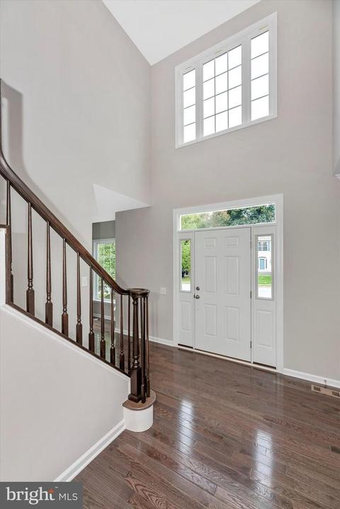 6423 Spring Forest Rd, Frederick, MD 21701 photo 2
