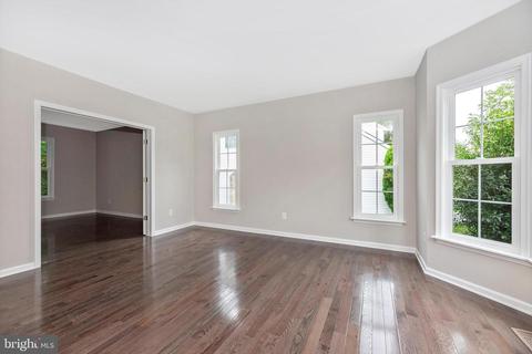6423 Spring Forest Rd, Frederick, MD 21701 photo 3