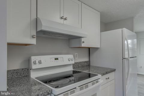 6716 Fallow Hill Ct, Frederick, MD 21703 photo 9
