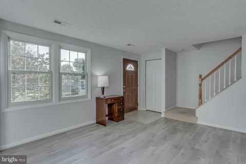 6716 Fallow Hill Ct, Frederick, MD 21703 photo 4