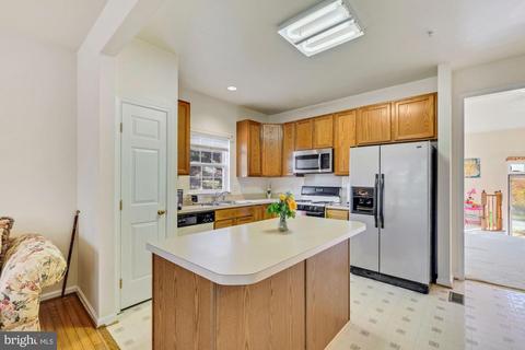 1825 Free Ter, Frederick, MD 21702 photo 11